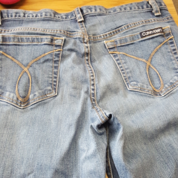 Calvin Klein Flare jeans - Picture 4 of 5